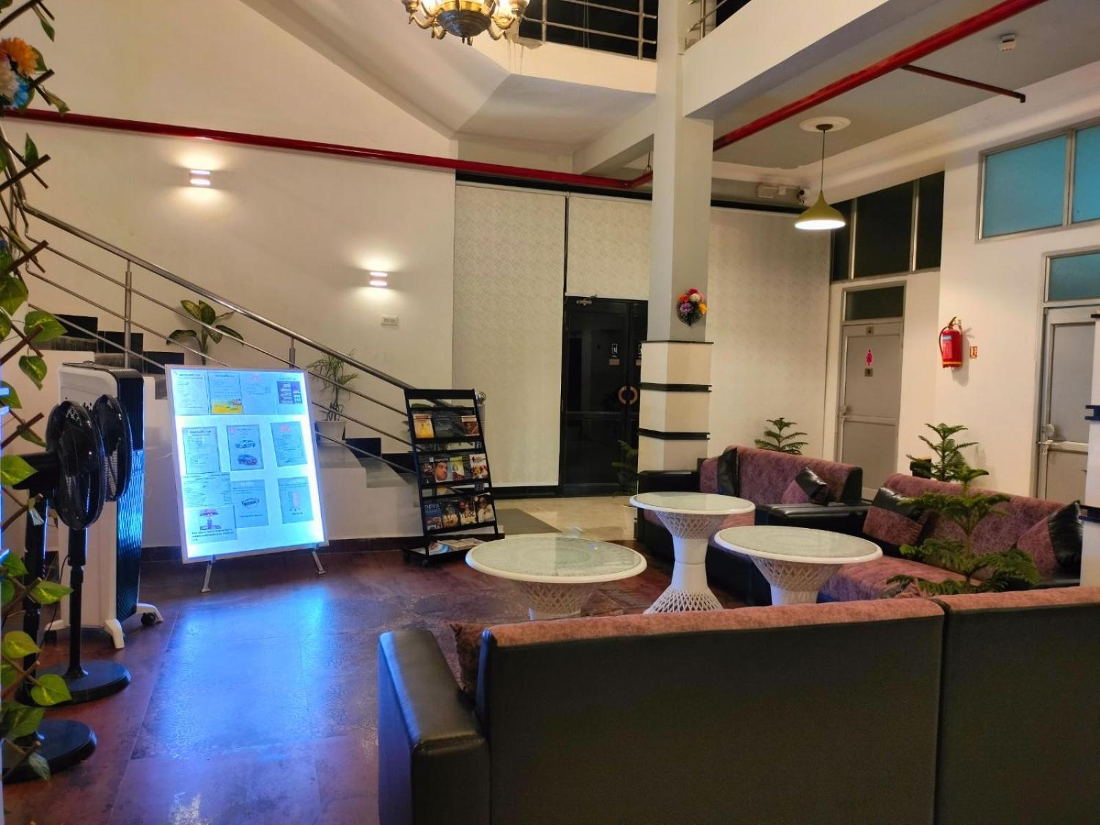 Hotel Buddha Park, Paharia, Варанасі Екстер'єр фото