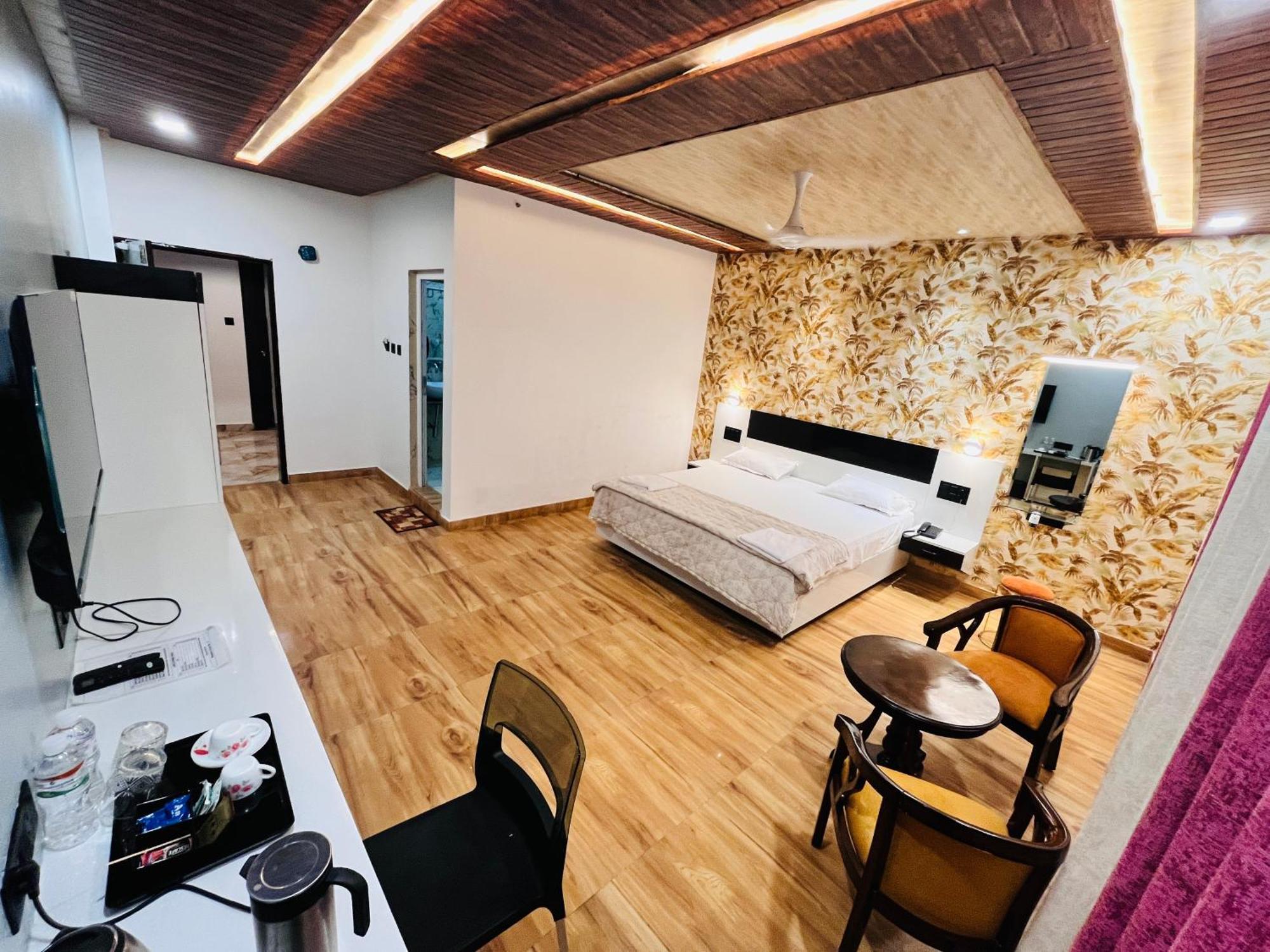 Hotel Buddha Park, Paharia, Варанасі Екстер'єр фото